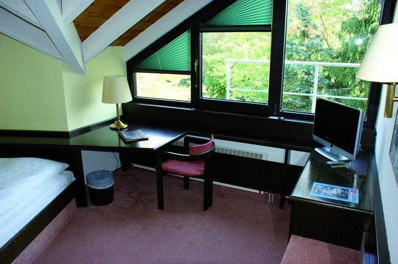 Dormero Duesseldorf Hotel 4*